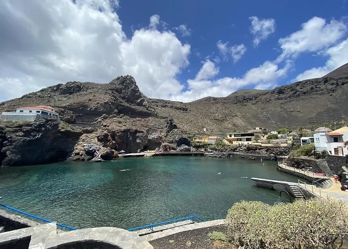 V V El Cantil Valverde (El Hierro)